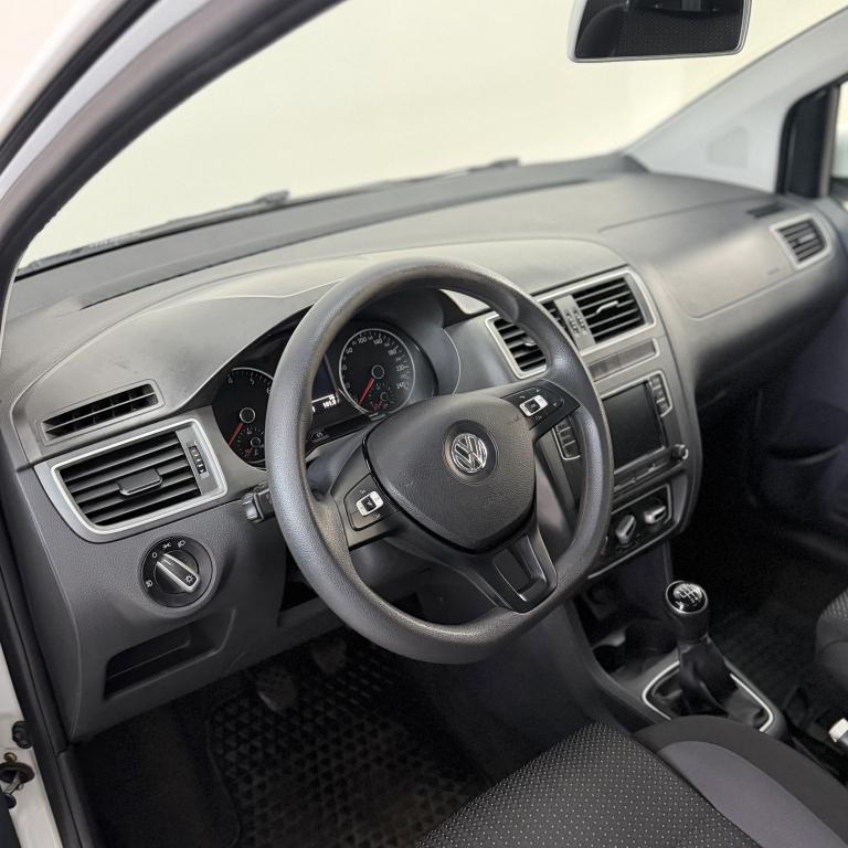 VOLKSWAGEN Fox - Foto