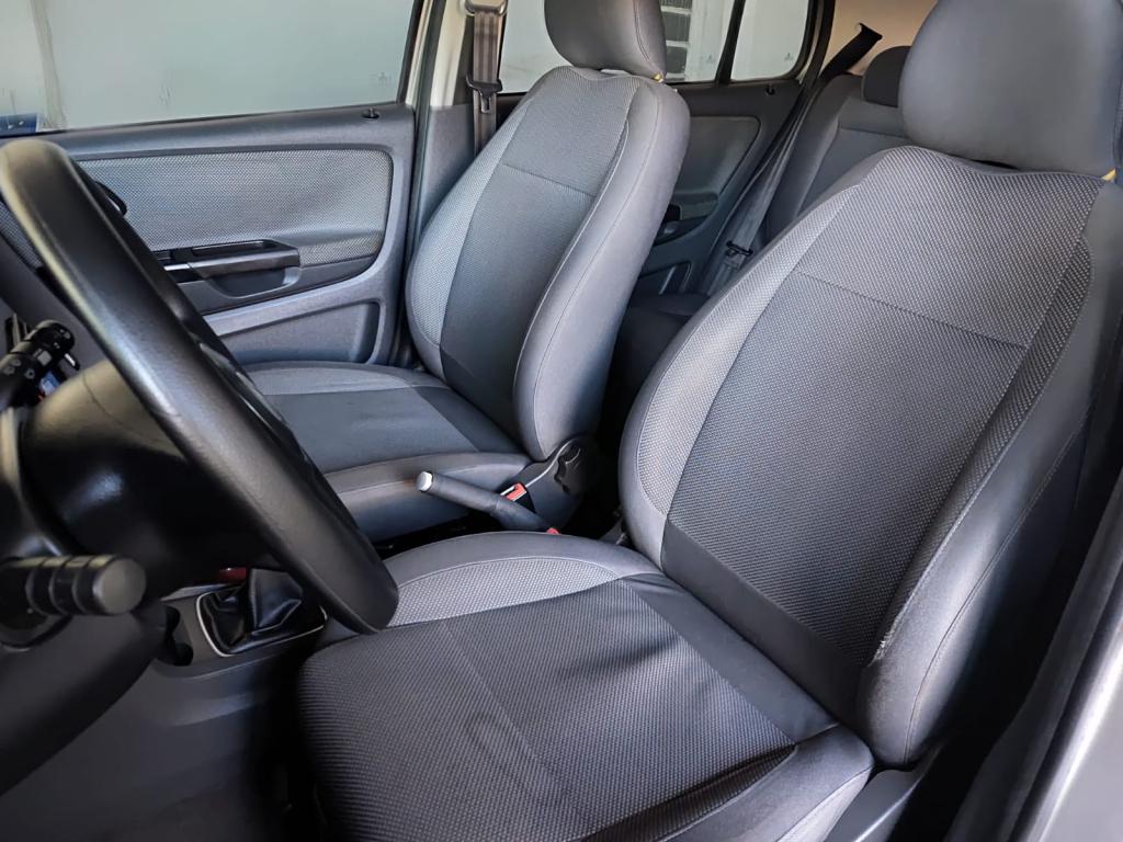 VOLKSWAGEN Fox - Foto