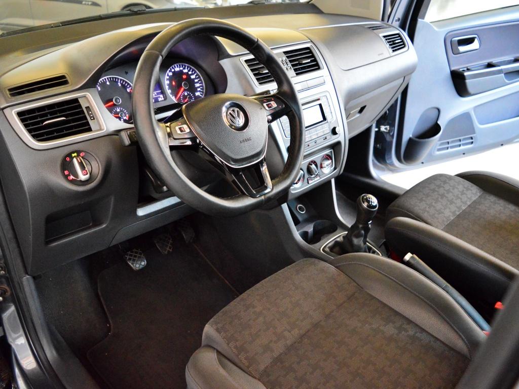 VOLKSWAGEN Fox - Foto