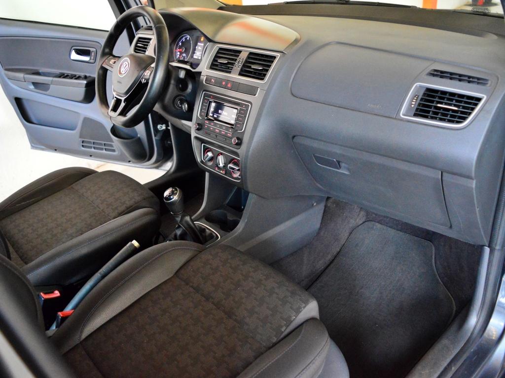 VOLKSWAGEN Fox - Foto