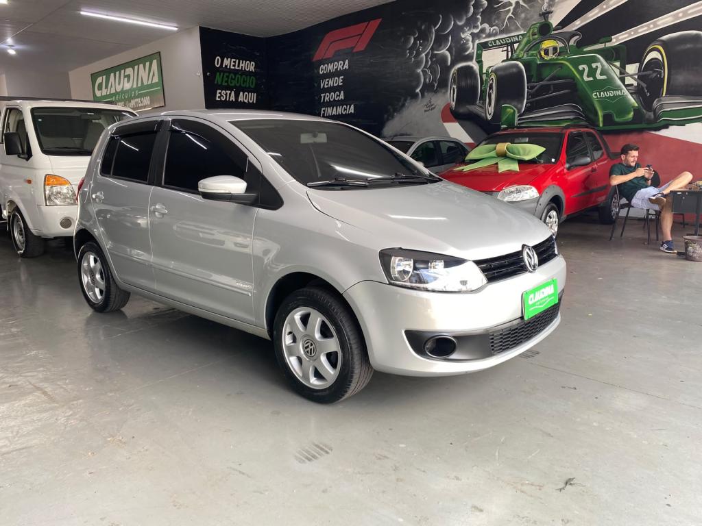 VOLKSWAGEN Fox - Foto