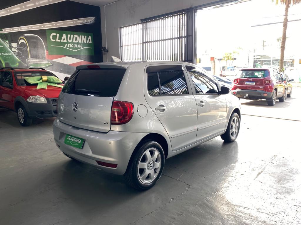 VOLKSWAGEN Fox - Foto