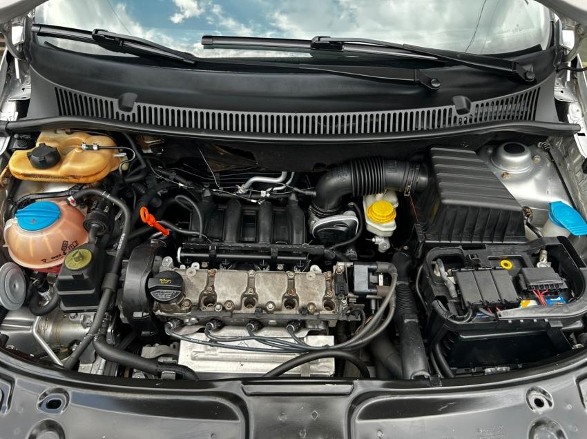 VOLKSWAGEN Fox - Foto