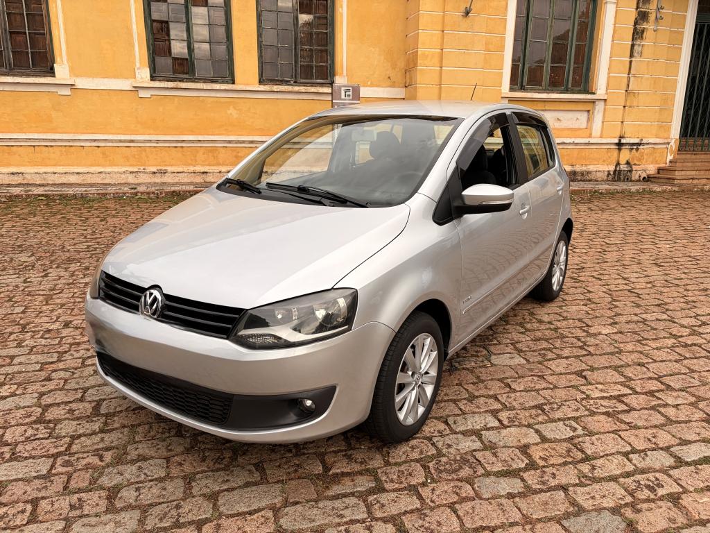 VOLKSWAGEN Fox - Foto