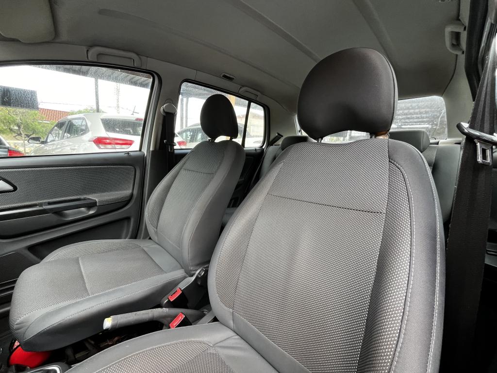 VOLKSWAGEN Fox - Foto