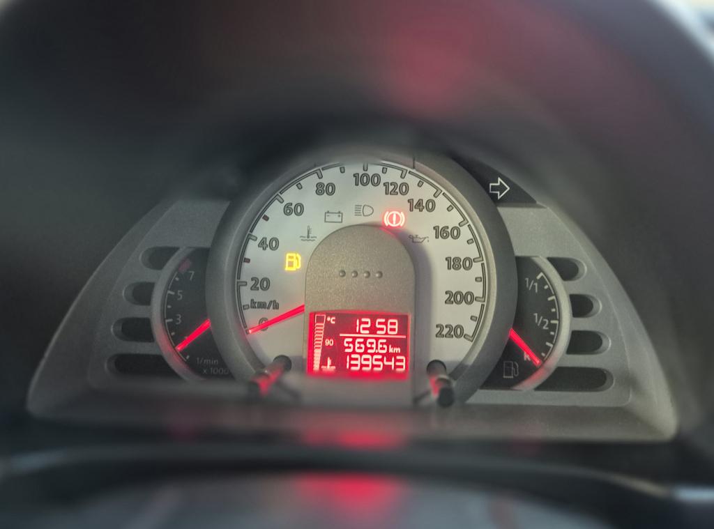 VOLKSWAGEN Fox - Foto