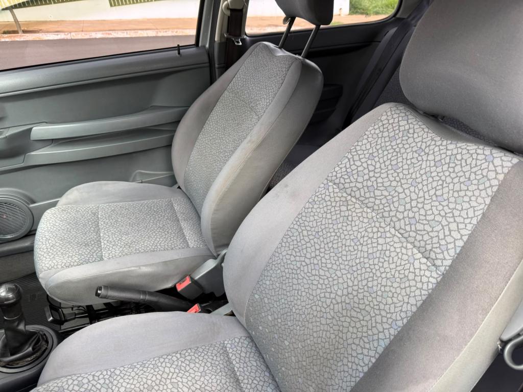 VOLKSWAGEN Fox - Foto