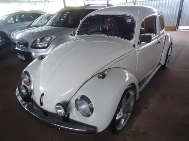 VOLKSWAGEN Fusca