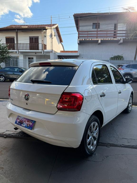 VOLKSWAGEN Gol - Foto