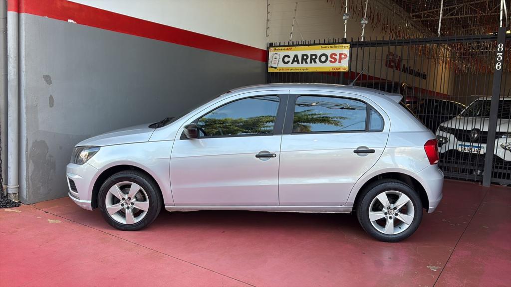 VOLKSWAGEN Gol - Foto