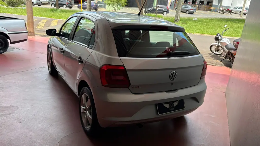 VOLKSWAGEN Gol - Foto
