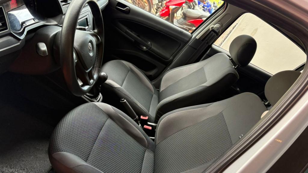 VOLKSWAGEN Gol - Foto