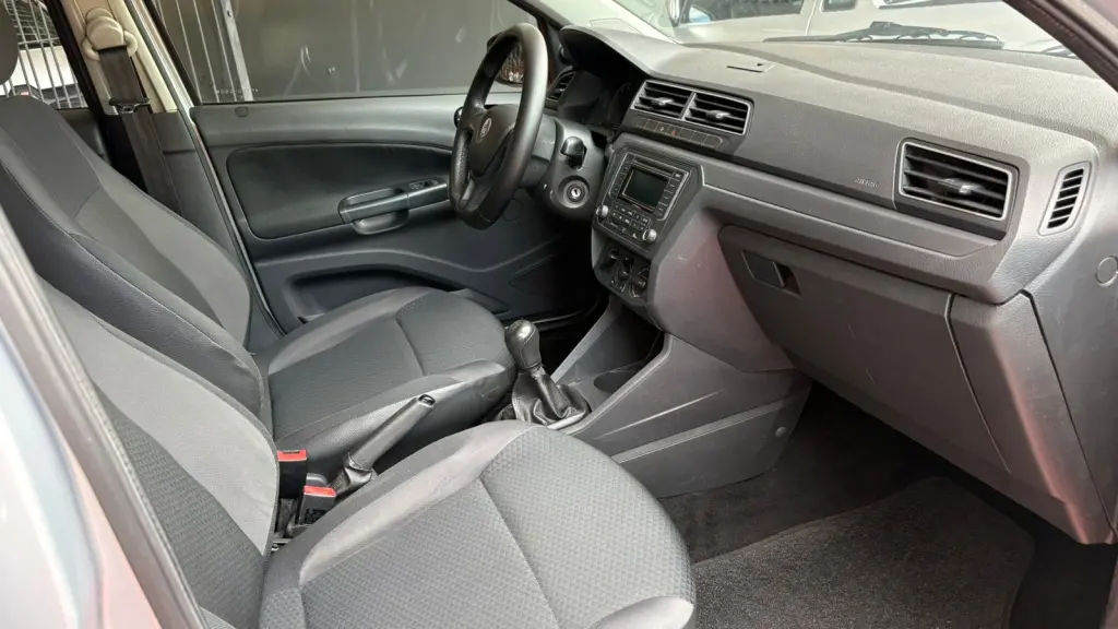 VOLKSWAGEN Gol - Foto