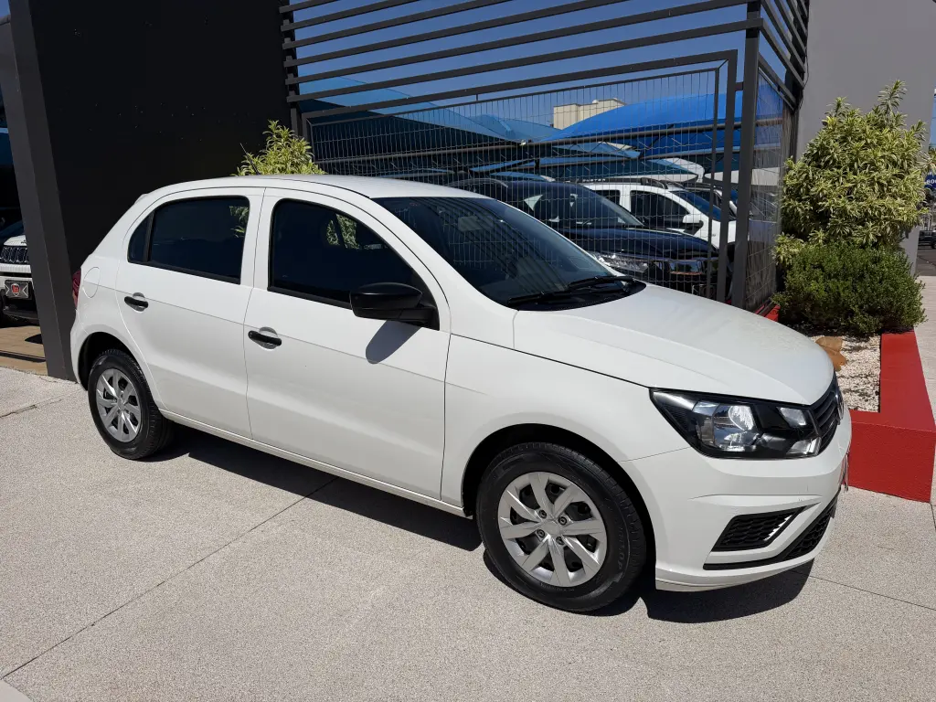 VOLKSWAGEN Gol