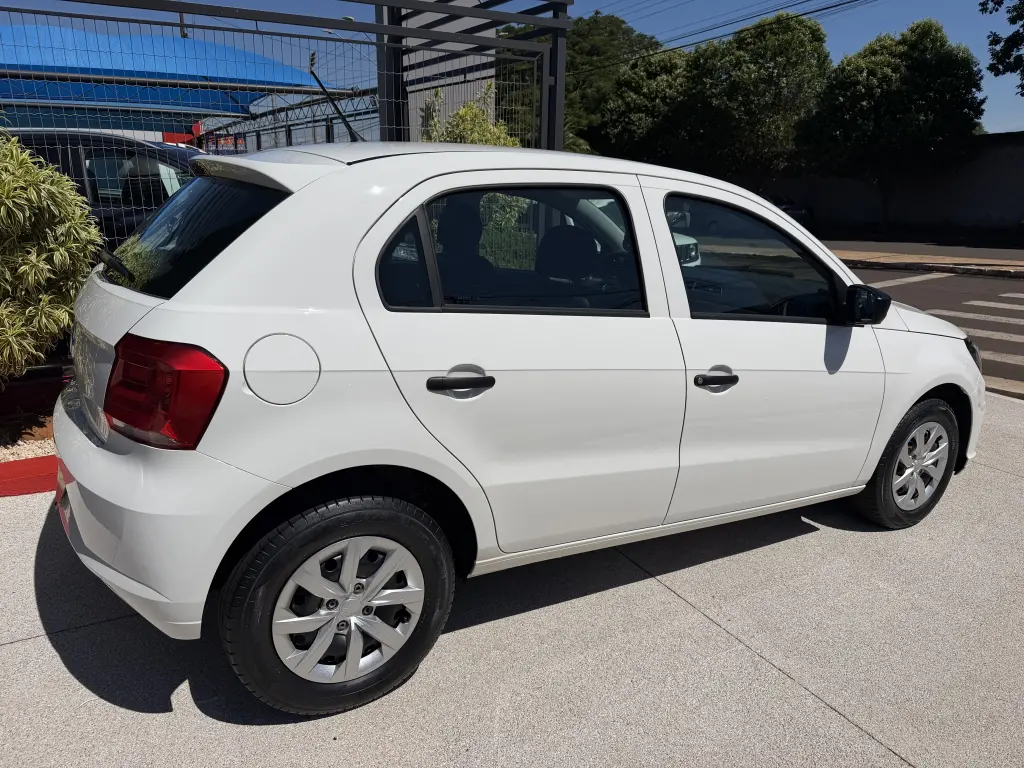 VOLKSWAGEN Gol - Foto
