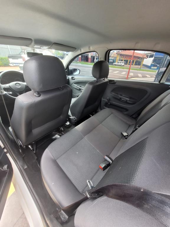 VOLKSWAGEN Gol - Foto