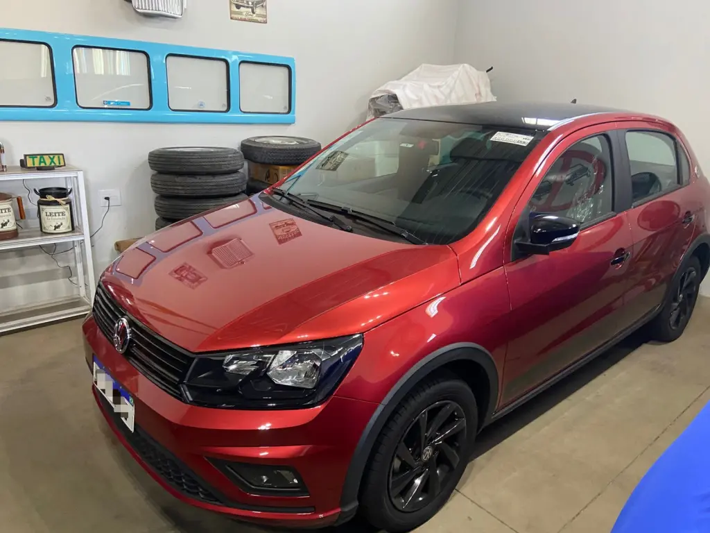 VOLKSWAGEN Gol