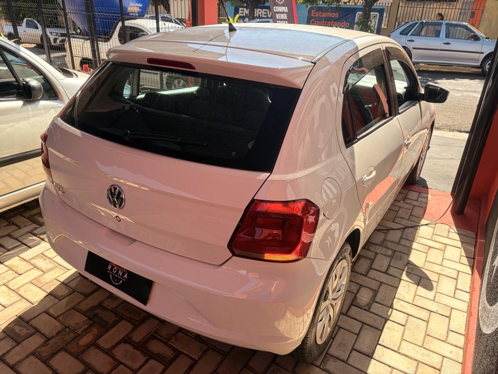 VOLKSWAGEN Gol - Foto