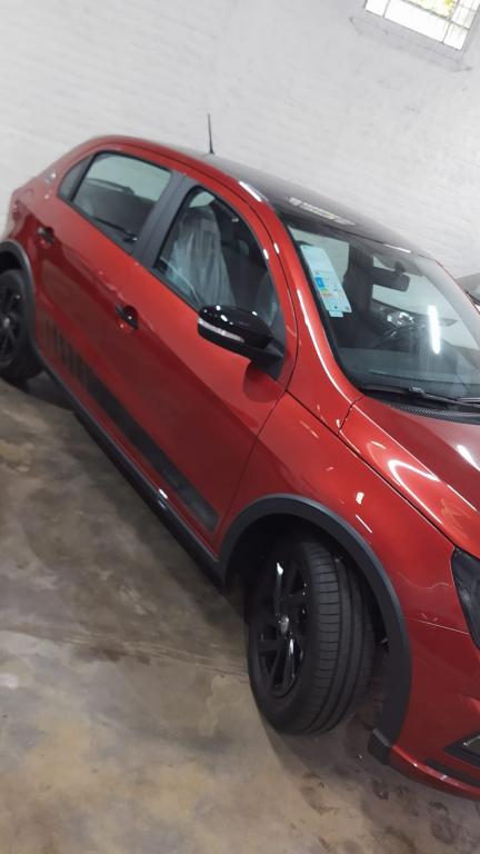 VOLKSWAGEN Gol