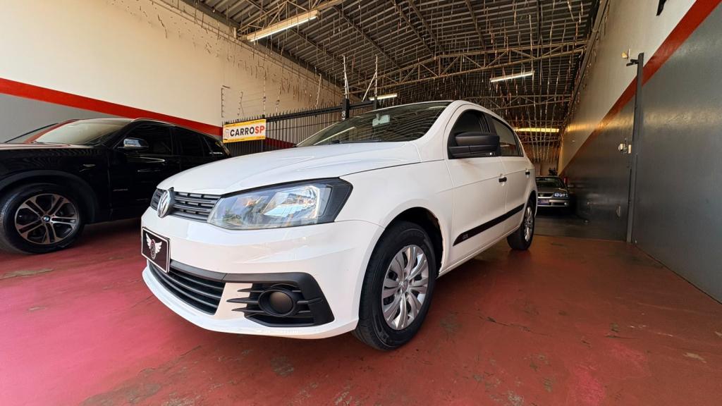 VOLKSWAGEN Gol - Foto