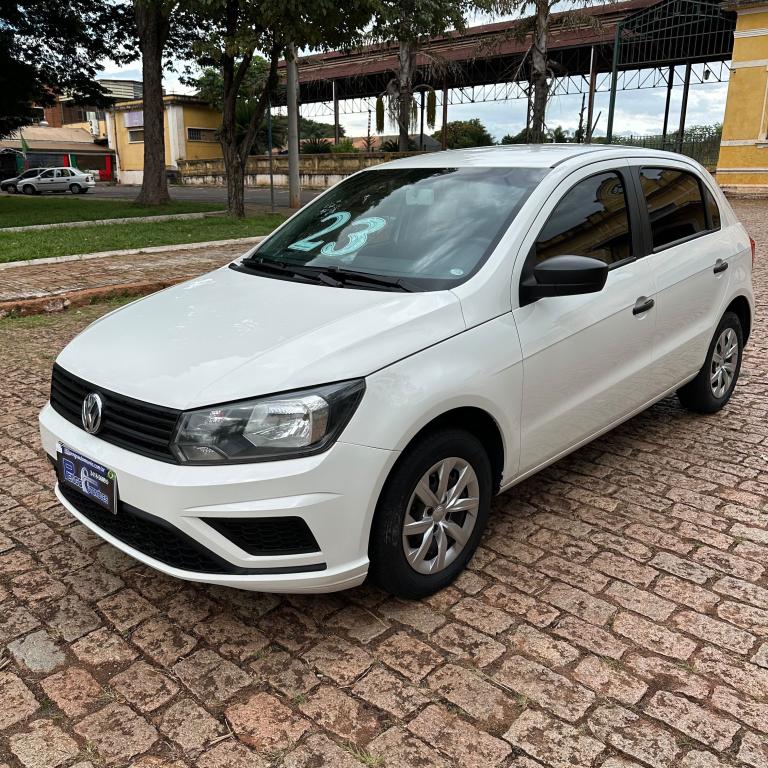 VOLKSWAGEN Gol