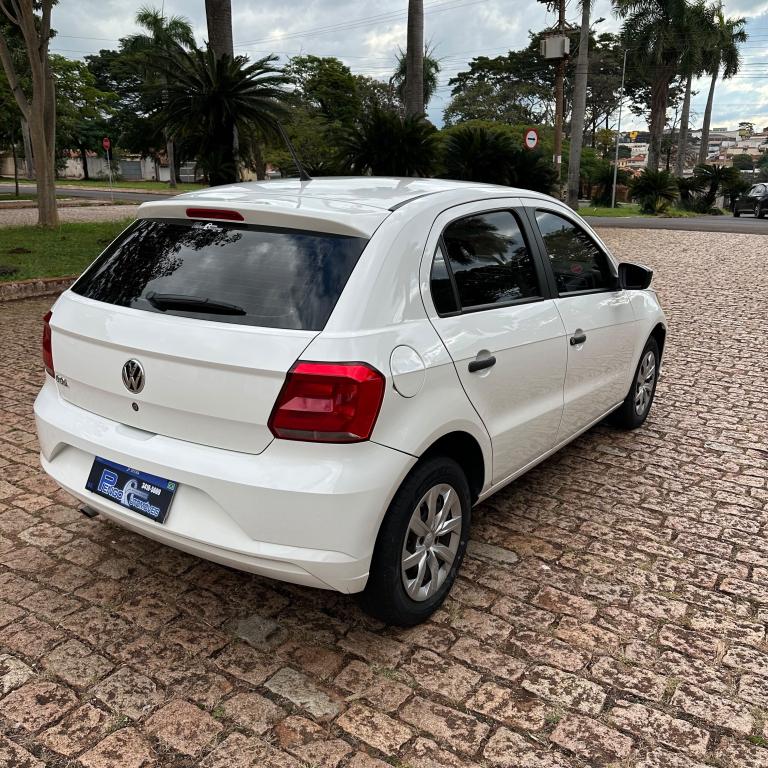 VOLKSWAGEN Gol - Foto