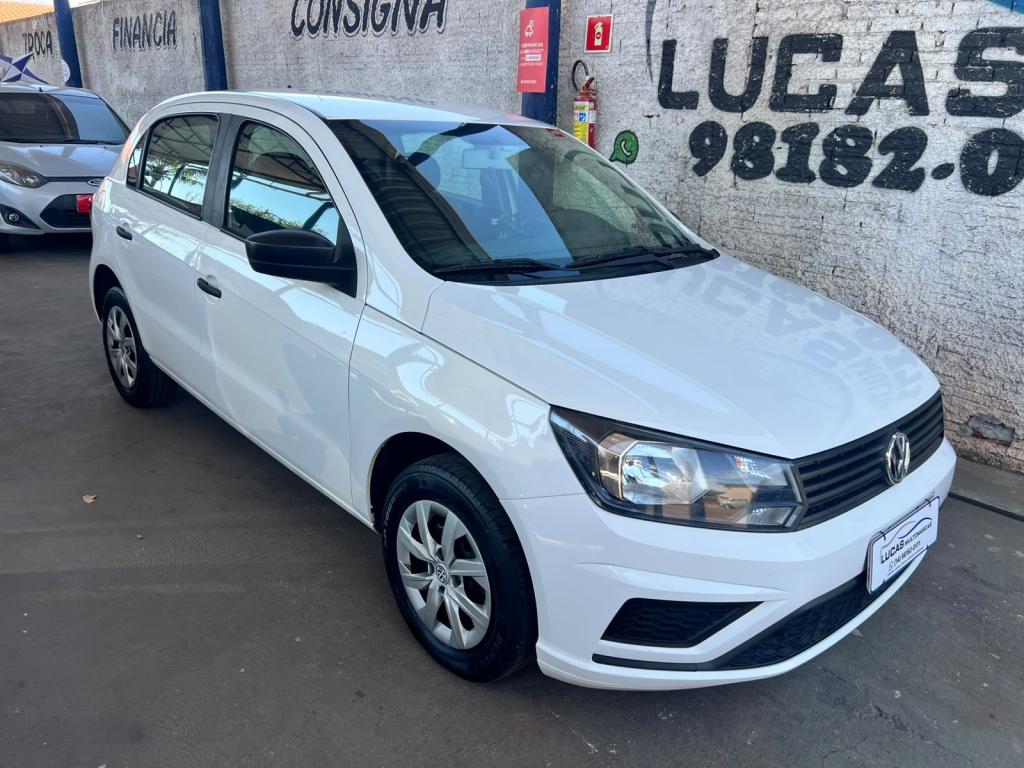 VOLKSWAGEN Gol