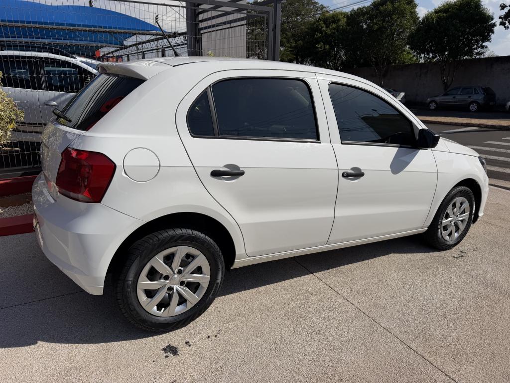VOLKSWAGEN Gol - Foto