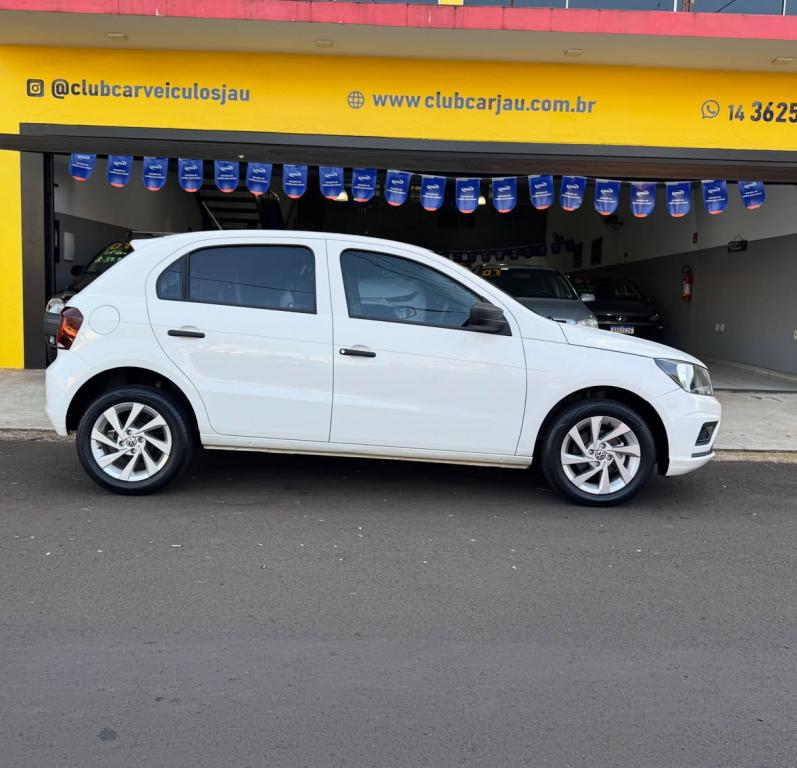 VOLKSWAGEN Gol