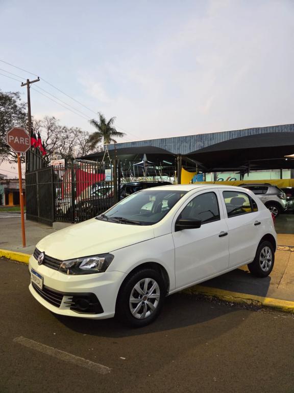 VOLKSWAGEN Gol - Foto