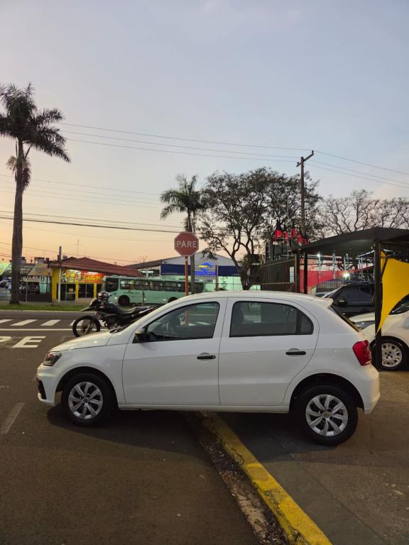 VOLKSWAGEN Gol - Foto