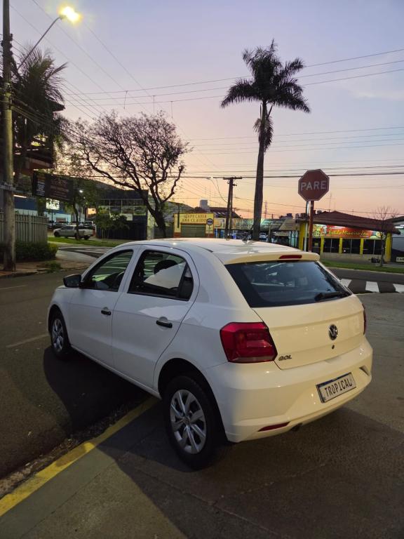 VOLKSWAGEN Gol - Foto