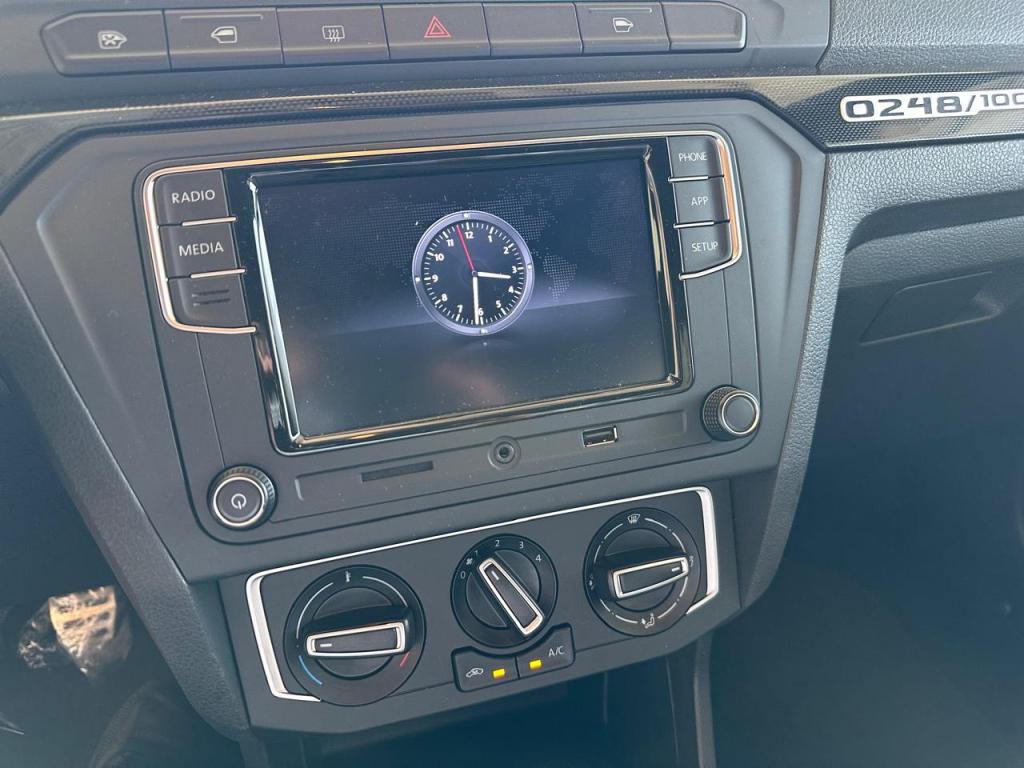 VOLKSWAGEN Gol - Foto