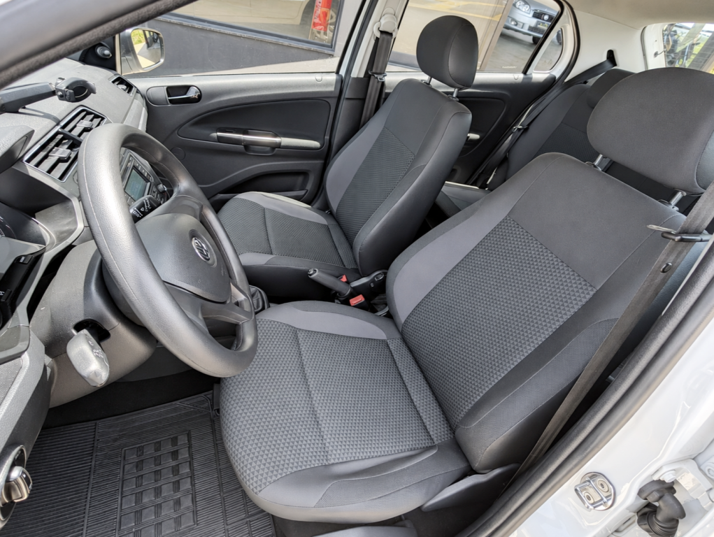VOLKSWAGEN Gol - Foto