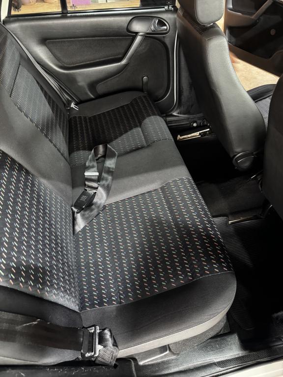 VOLKSWAGEN Gol - Foto