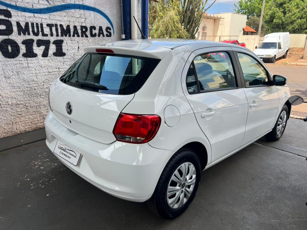 VOLKSWAGEN Gol - Foto