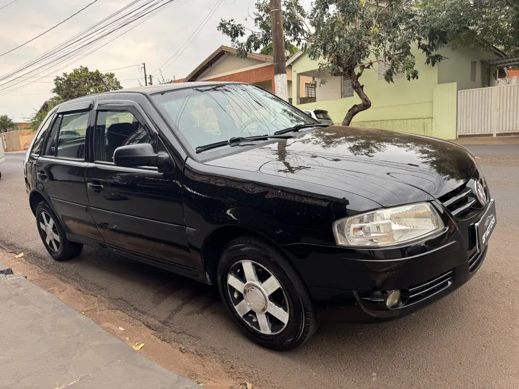 VOLKSWAGEN Gol - Foto
