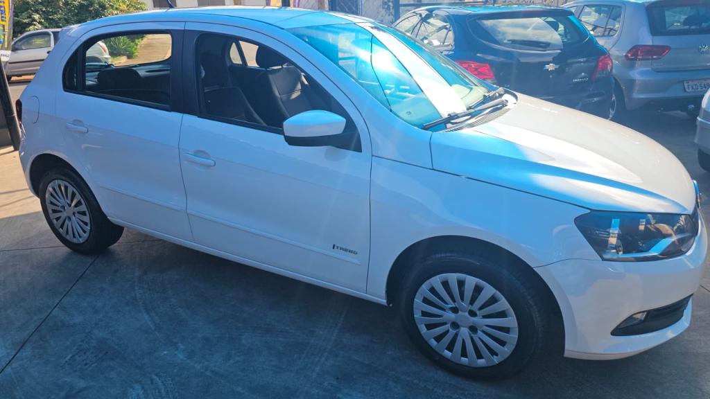 VOLKSWAGEN Gol - Foto