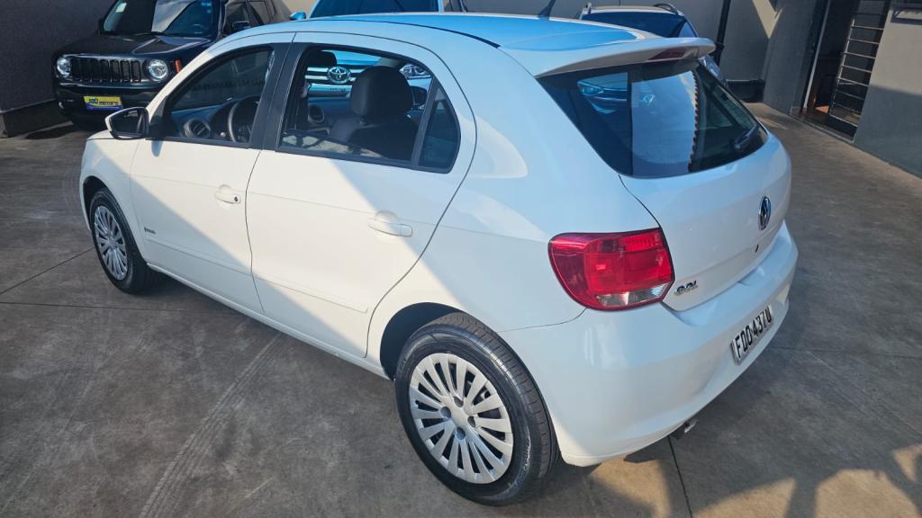 VOLKSWAGEN Gol - Foto