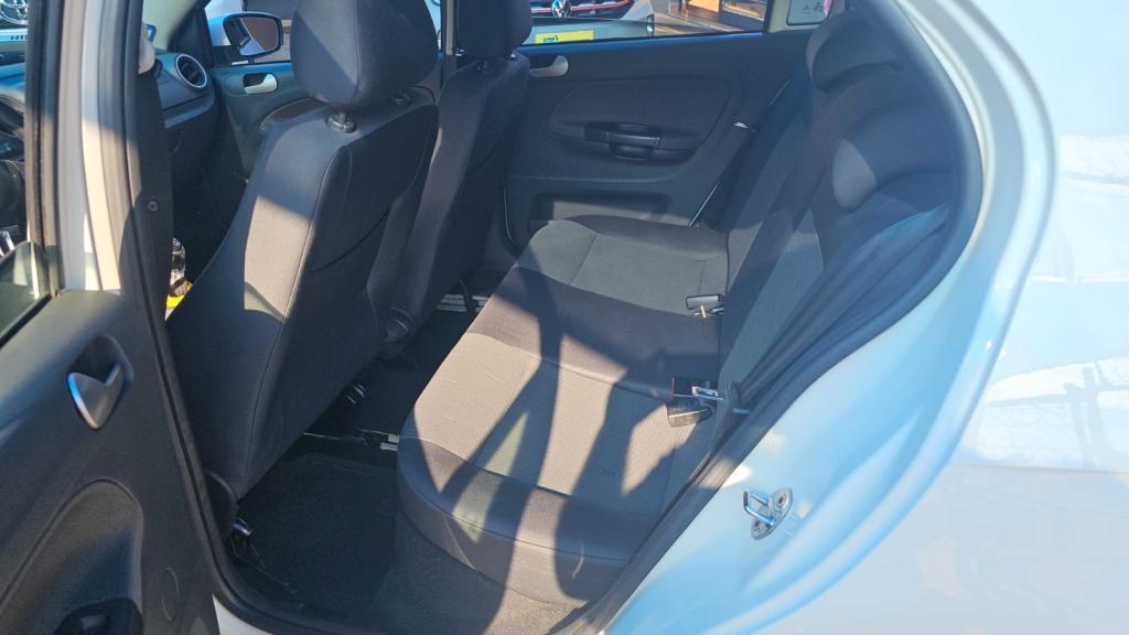 VOLKSWAGEN Gol - Foto