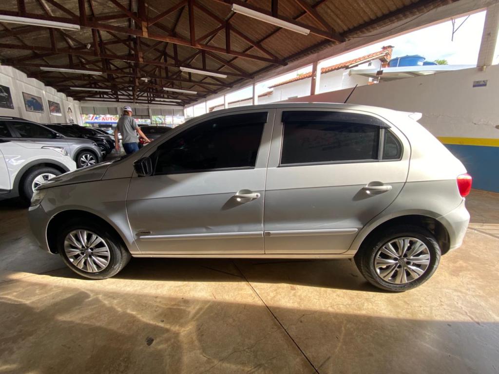 VOLKSWAGEN Gol - Foto