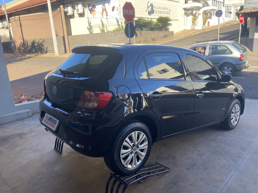 VOLKSWAGEN Gol - Foto