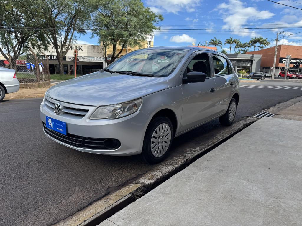 VOLKSWAGEN Gol - Foto
