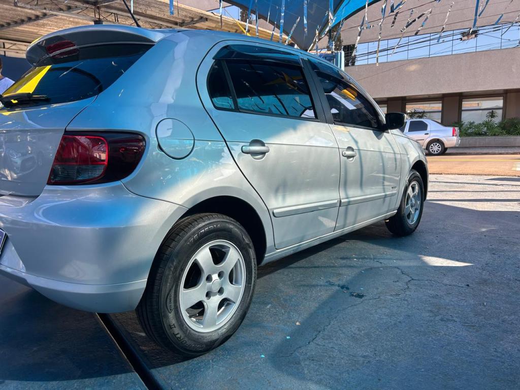 VOLKSWAGEN Gol - Foto