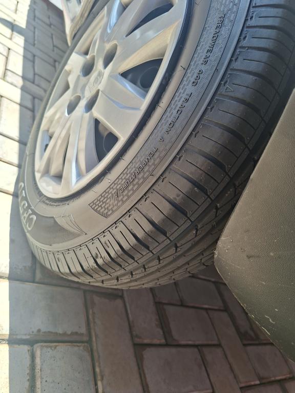 VOLKSWAGEN Gol - Foto