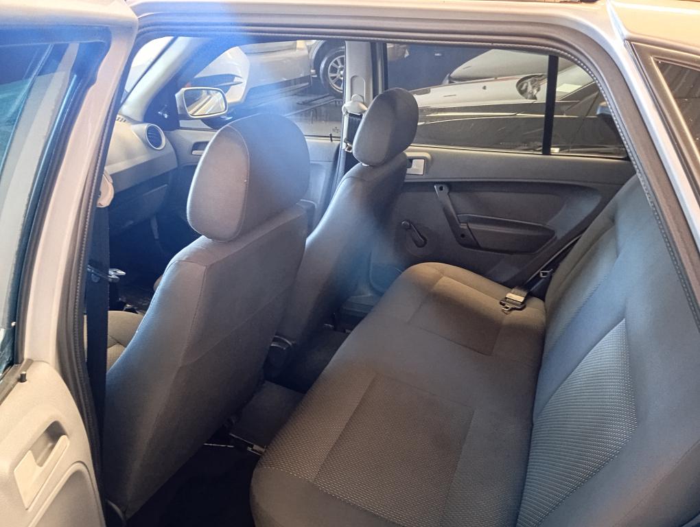 VOLKSWAGEN Gol - Foto