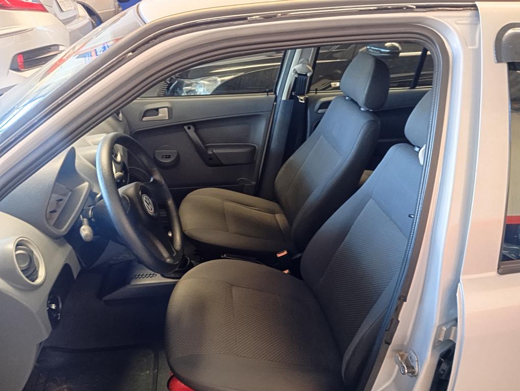 VOLKSWAGEN Gol - Foto
