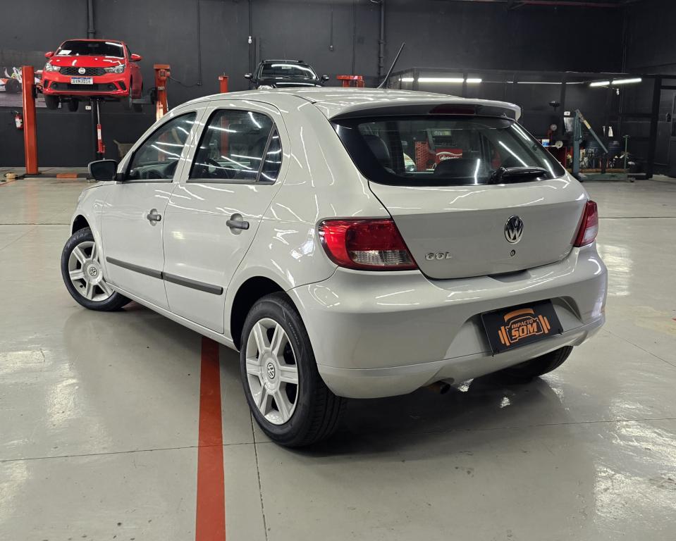 VOLKSWAGEN Gol - Foto