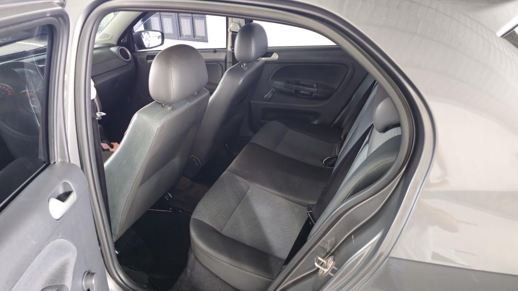 VOLKSWAGEN Gol - Foto