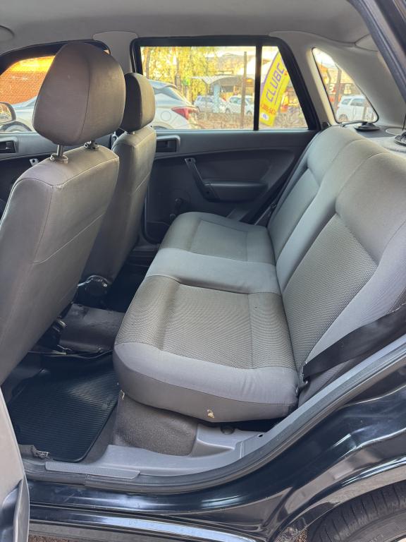 VOLKSWAGEN Gol - Foto